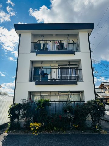 垣根マンションの外観