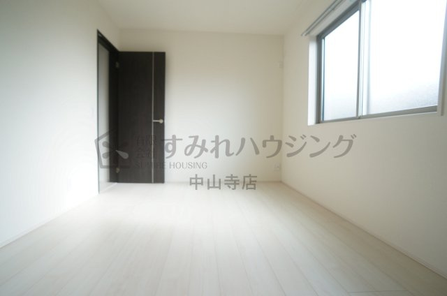 フジパレス戸建賃貸中筋八丁目の洋室