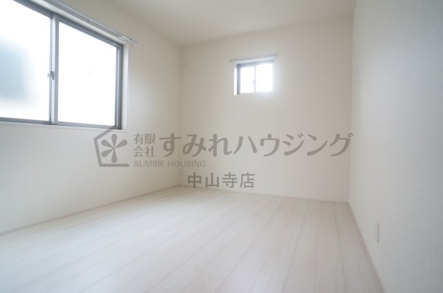 フジパレス戸建賃貸中筋八丁目の洋室