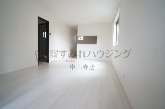 フジパレス戸建賃貸中筋八丁目の居間・リビング