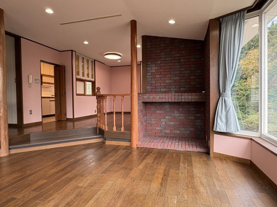 【居間・リビング】 | 東急天城高原別荘地　戸建