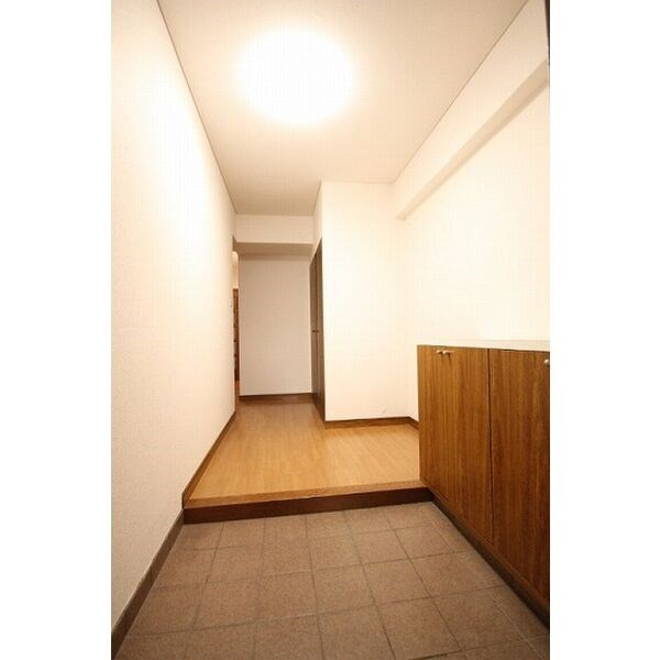 三旺マンション第２社台の玄関