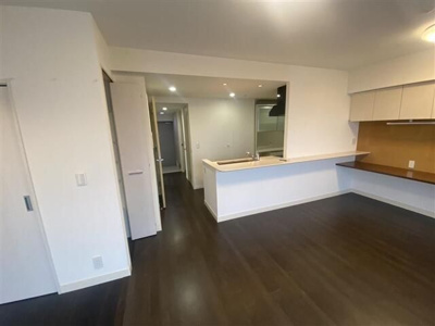 【居間・リビング】 | レーベンリヴァーレリバー・スイート