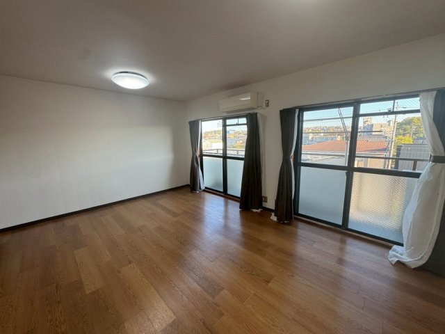 リヴェール保呂の居間・リビング