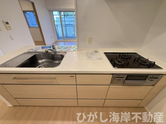 リストレジデンス茅ヶ崎海岸のキッチン|新規リフォーム完了！　システムキッチン