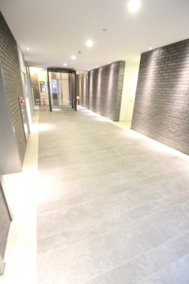 【エントランス】 | レジディア神戸磯上