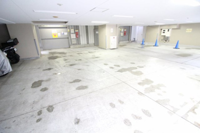 【駐車場】 | レジディア神戸磯上