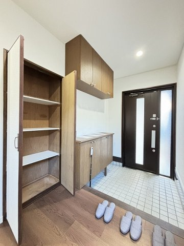 【玄関】 | 糸島市篠原西3丁目　戸建て