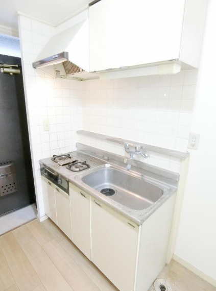 スカイハウス　宅配BOX　ネット0　防犯カメラのキッチン