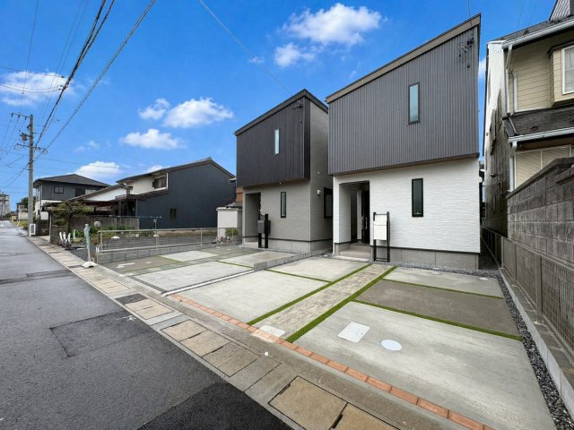 新築戸建　岐阜市加納南陽町　全2区画分譲の外観|■全体写真　
■ヤマダ不動産　株式会社リライフ　