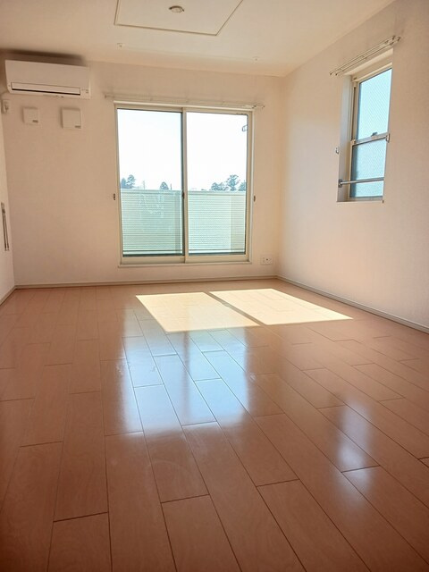 アルカンシェルⅡの居間・リビング