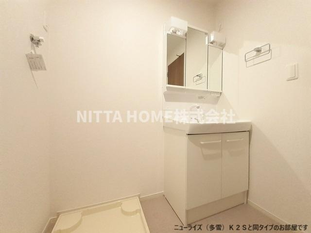 ラフテルの洗面所|【イメージ写真】シャワー付き洗面台を設置◎