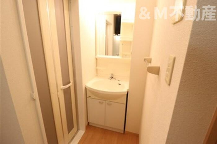 セジュール・ハッセブの洗面所|使いやすい洗面所です