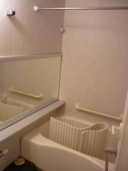 リバーレ池袋の浴室