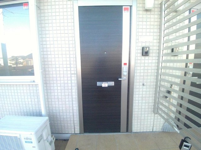 Ｏｈａｎａ南陽　Ａ棟の玄関|ゆったりとした玄関です