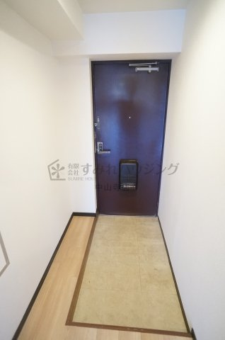 ファミール安倉のキッチン|参考、同建物・反転間取りの号室