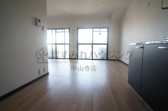 ファミール安倉のその他|参考、同建物・反転間取りの号室