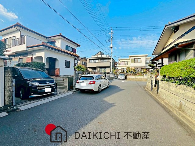 【前面道路含む現地写真】 | 行田市持田4丁目　中古戸建