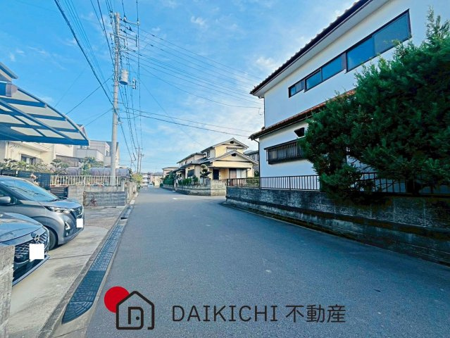 【前面道路含む現地写真】 | 行田市持田4丁目　中古戸建
