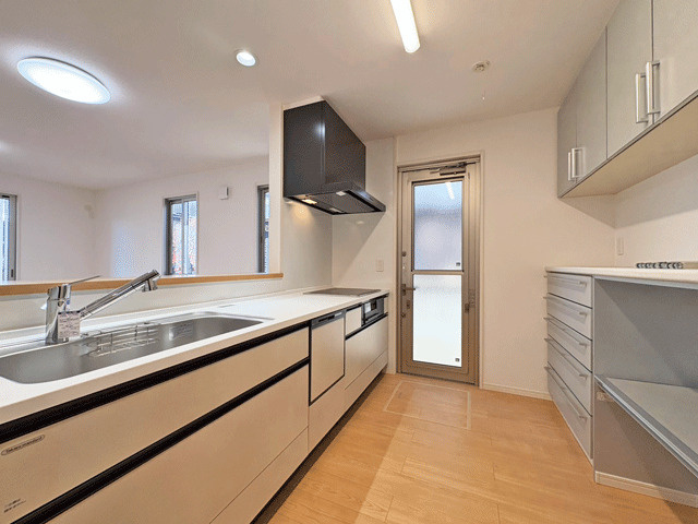 名取市増田9丁目のキッチン