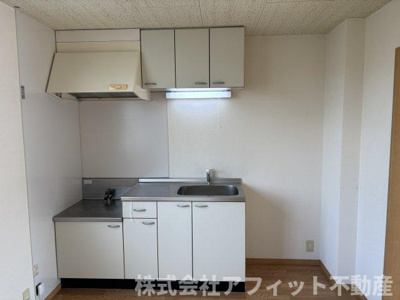 【キッチン】 | グランディール | 吊戸棚付き