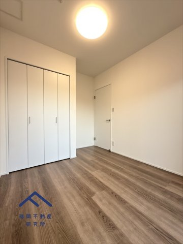 エイリックタウン箱崎公園ファミリア EAST棟の庭