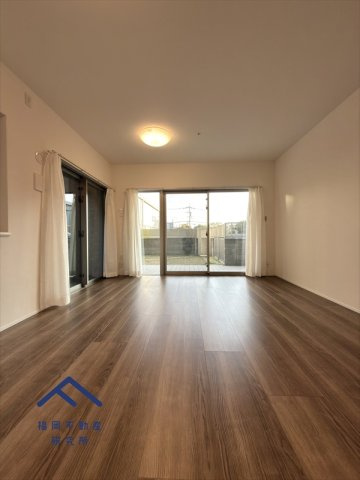 エイリックタウン箱崎公園ファミリア EAST棟のその他