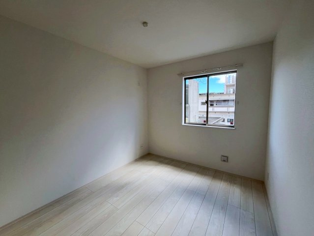 うるま市字川田の新築一戸建の洋室|5.2帖