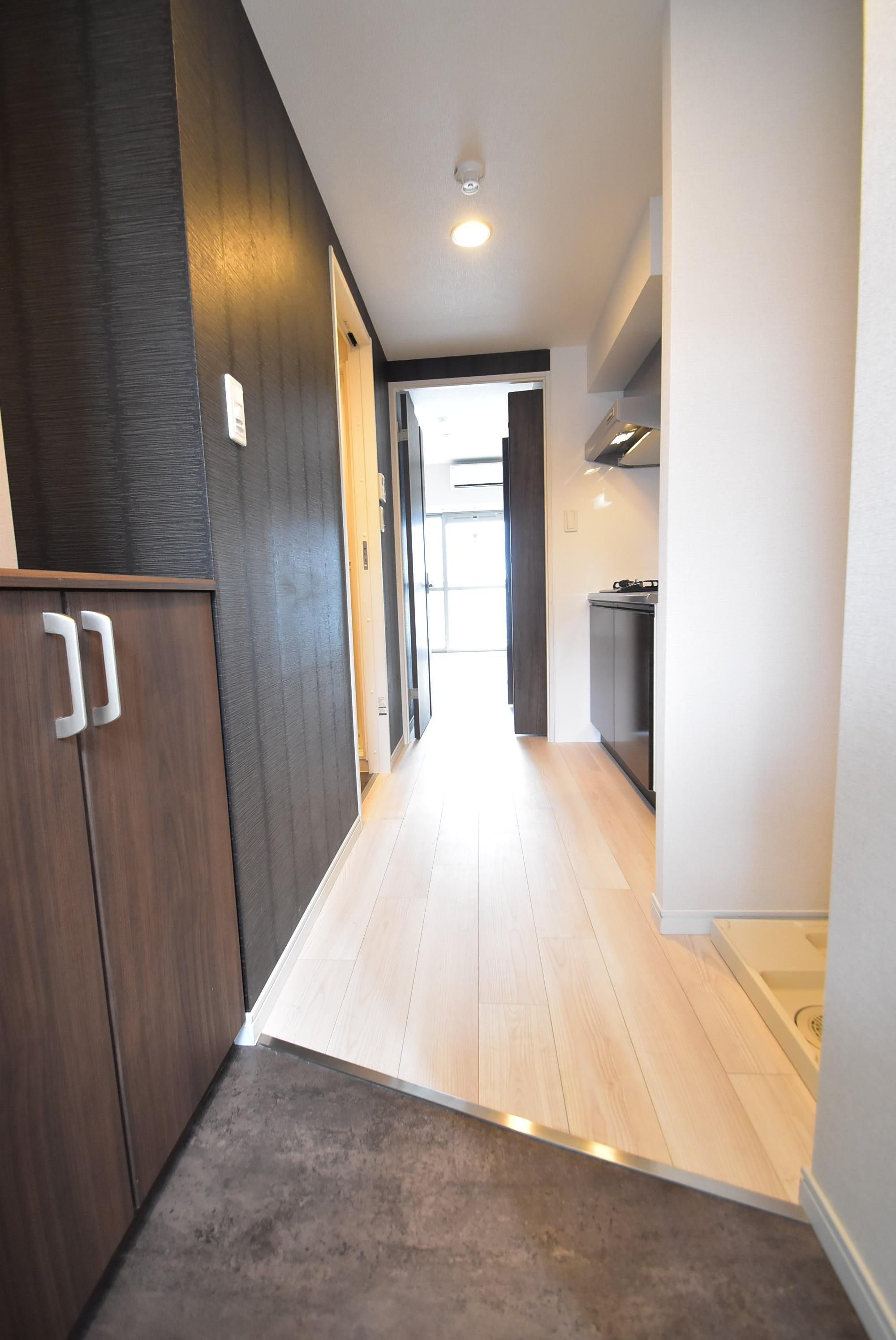 大阪市都島区高倉町１丁目の賃貸マンションの玄関