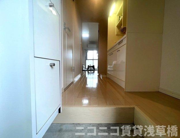 ヴァンタジオＭの玄関|別号室イメージの為、現状を優先致します。