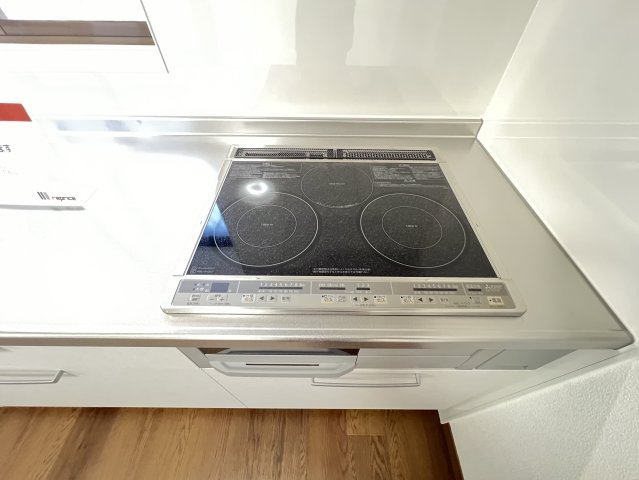 香芝市北今市6丁目のキッチン|IHクッキングヒーター