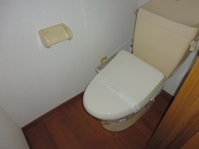 グランベリーＡのトイレ|温水洗浄便座