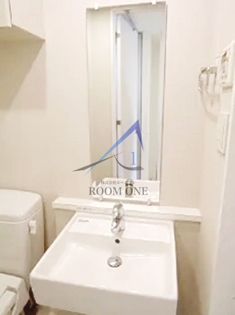 プレール・ドゥーク上池袋の洗面所|独立洗面台です。