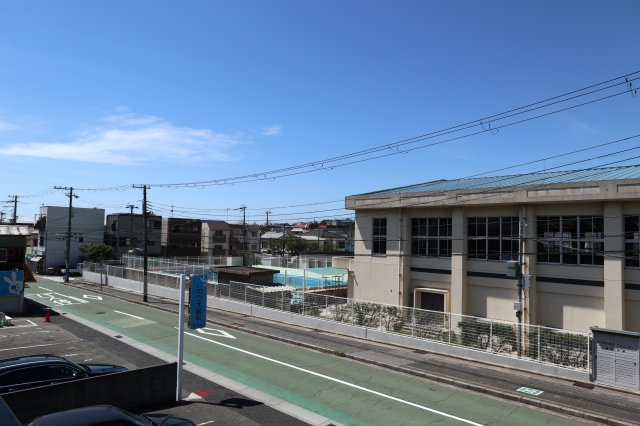 レシア西舞子の展望