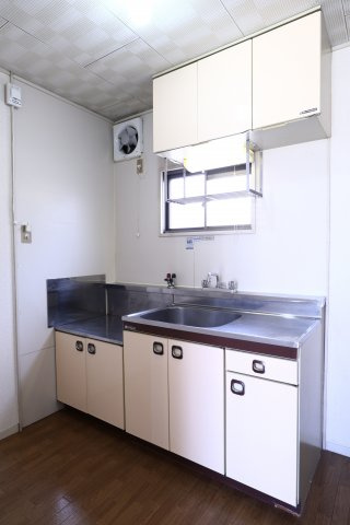 レシア西舞子のキッチン