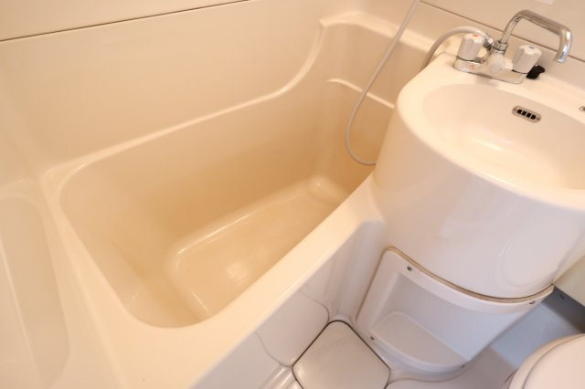 レシア西舞子の浴室