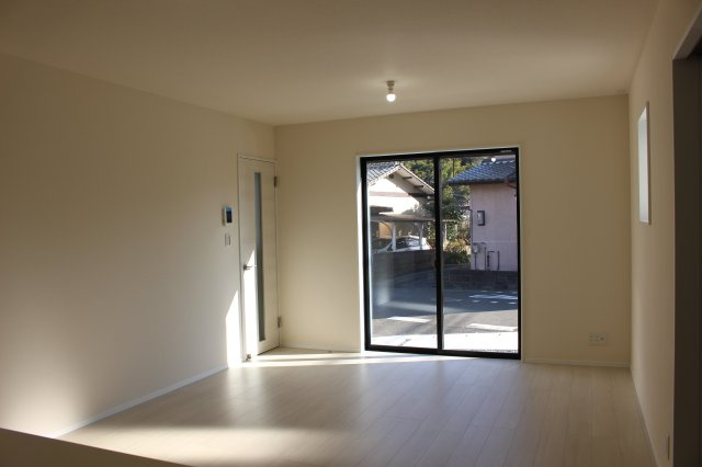 小倉南区徳吉東4丁目の居間・リビング