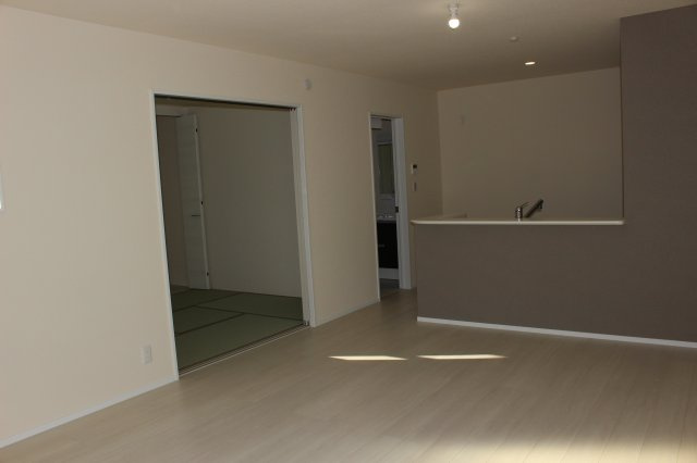 小倉南区徳吉東4丁目の居間・リビング