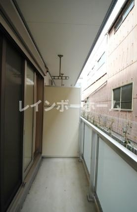 リブリ・deuxSoleil中里のバルコニー