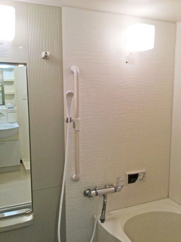 大阪市城東区森之宮２丁目の賃貸マンションの浴室