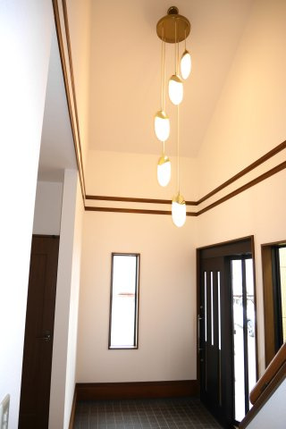 大刀洗町高樋　中古戸建住宅の玄関