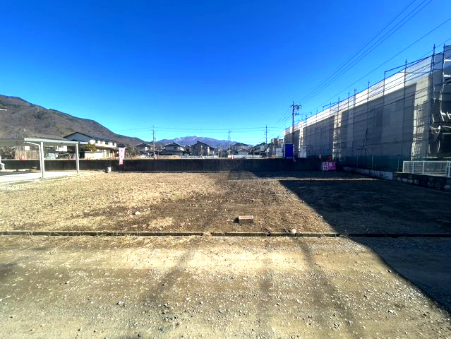 土地　上田市常磐城五丁目の外観