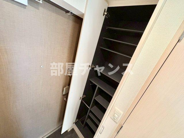 プレサンス名古屋STATIONディーヴァの収納