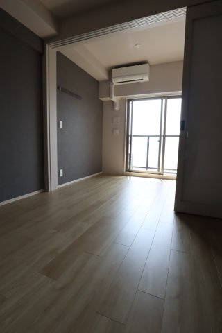 大阪市都島区片町１丁目の賃貸マンションの寝室
