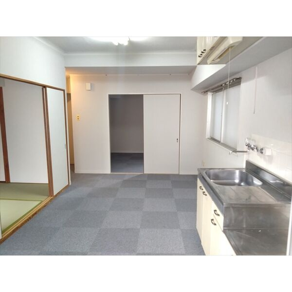 大鐘ビルのロビー