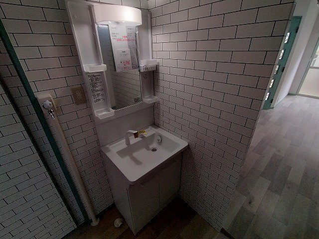 神戸市北区鈴蘭台東町２丁目の一戸建ての洗面所|シャンプードレッサー