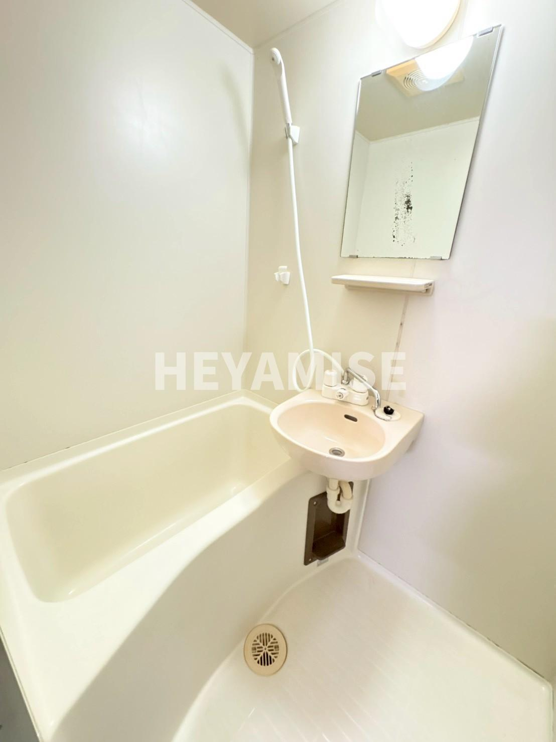 BEN匠6番館の浴室