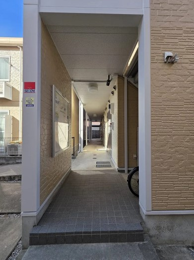 レオパレス武蔵野第３のエントランス