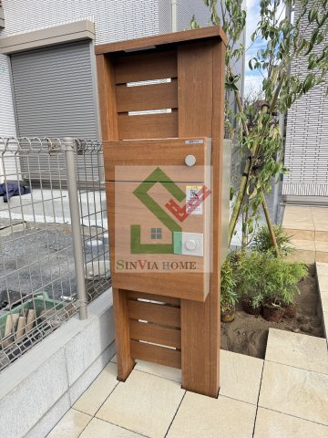 キヤラB棟のエントランス