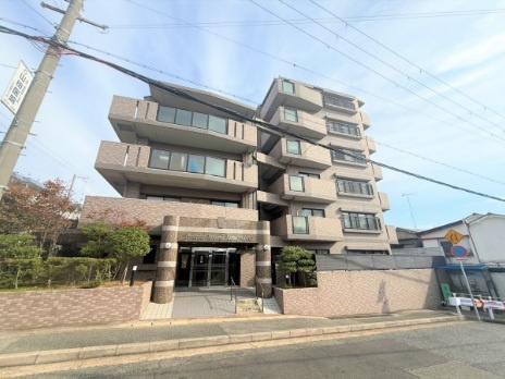 プレステージ垂水ジェームス山の外観